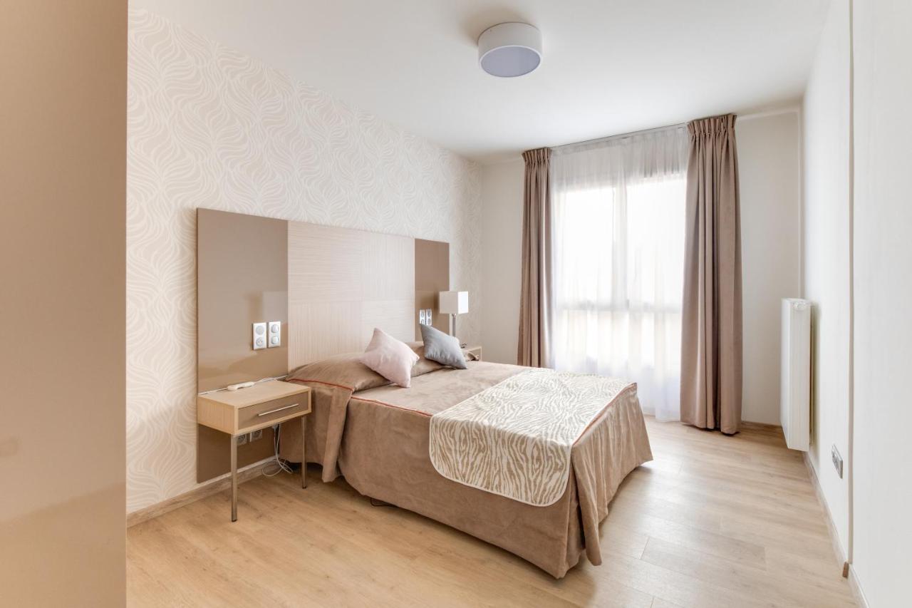 Zenao Frejus Lejlighedshotel Eksteriør billede