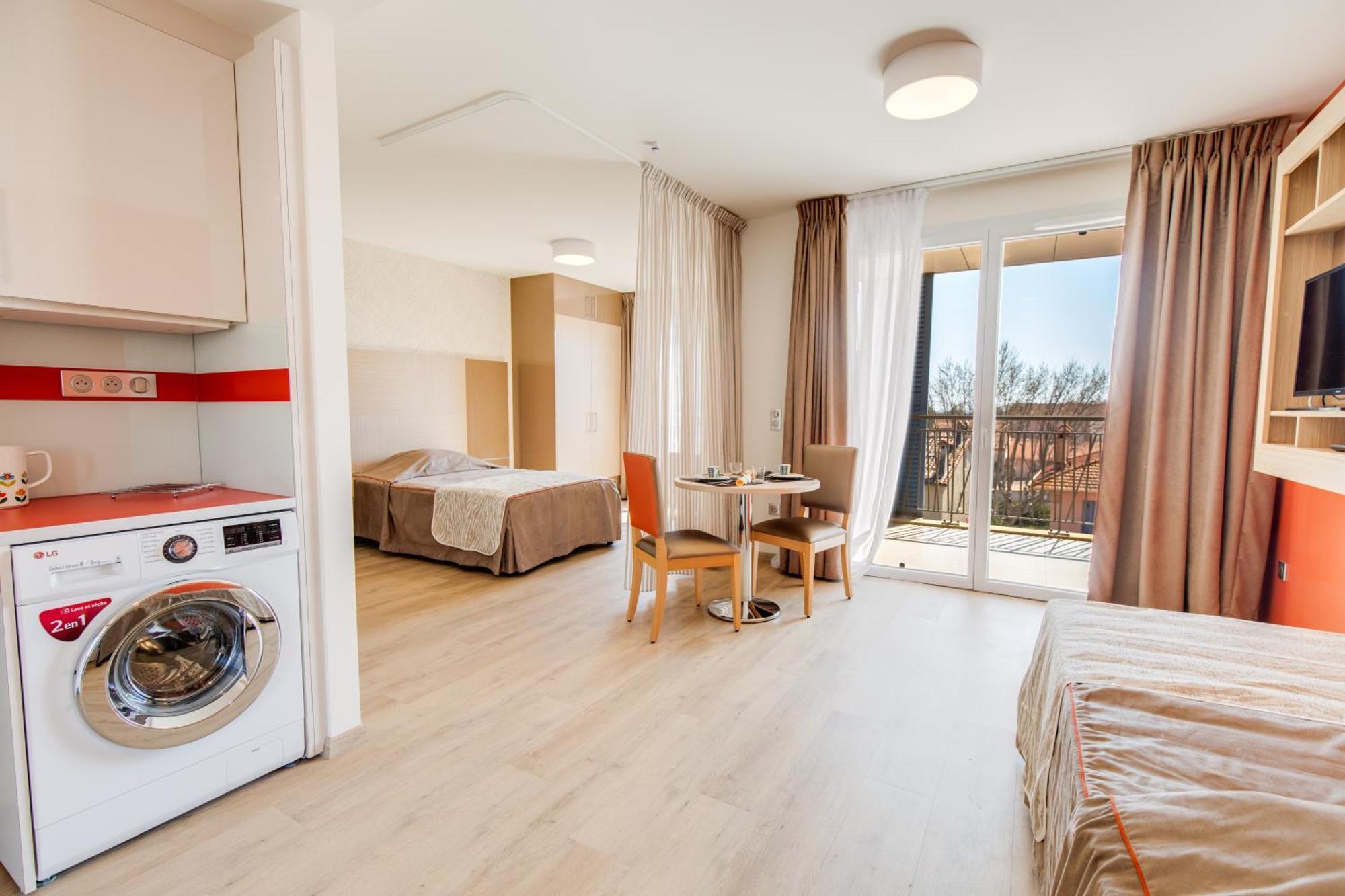 Zenao Frejus Lejlighedshotel Eksteriør billede
