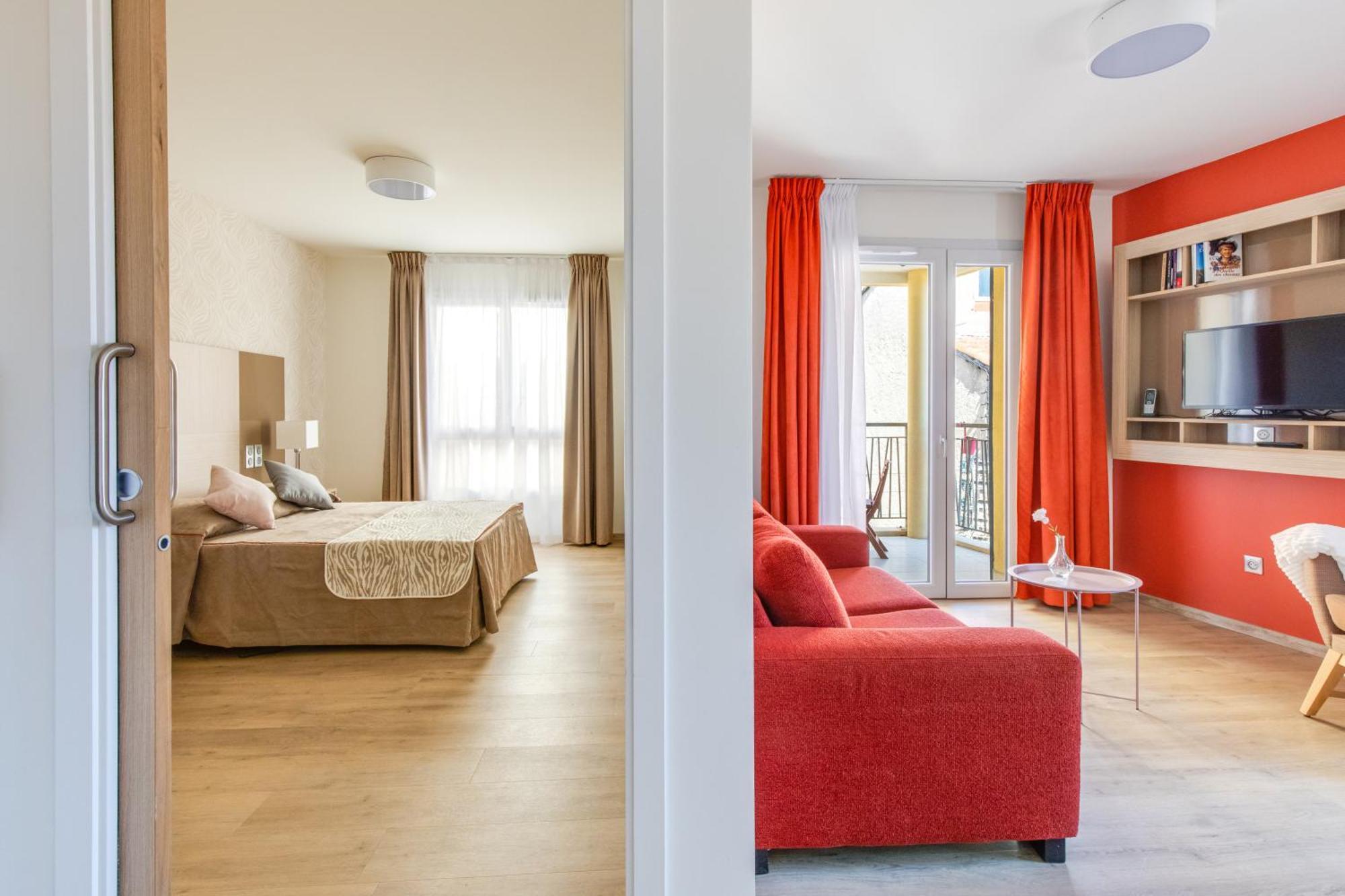 Zenao Frejus Lejlighedshotel Eksteriør billede
