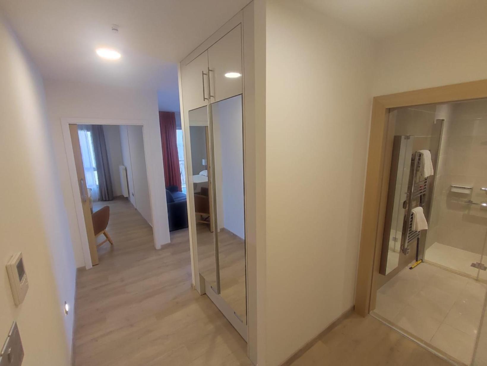 Zenao Frejus Lejlighedshotel Eksteriør billede