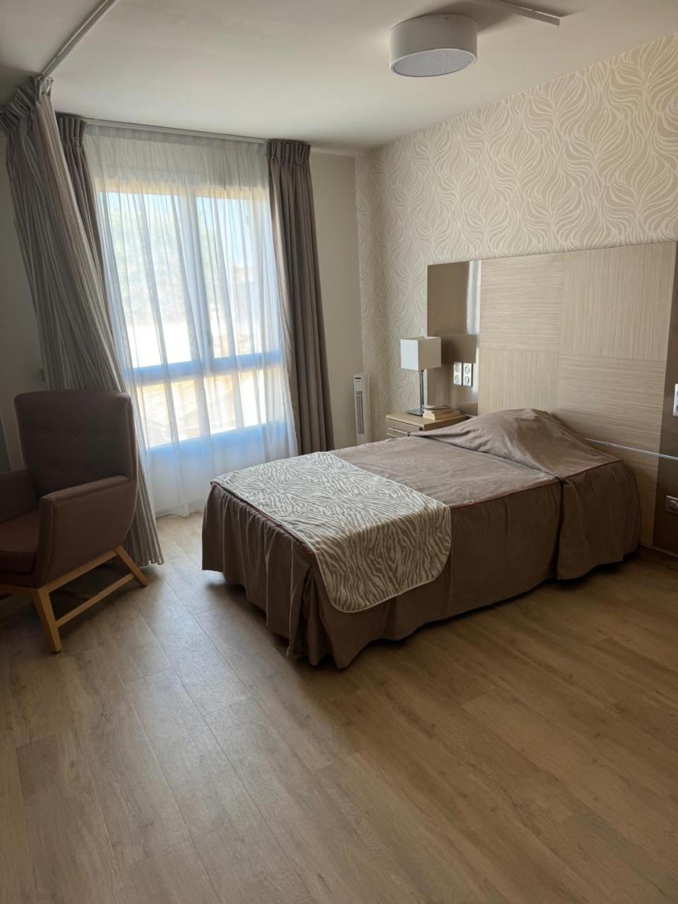 Zenao Frejus Lejlighedshotel Eksteriør billede